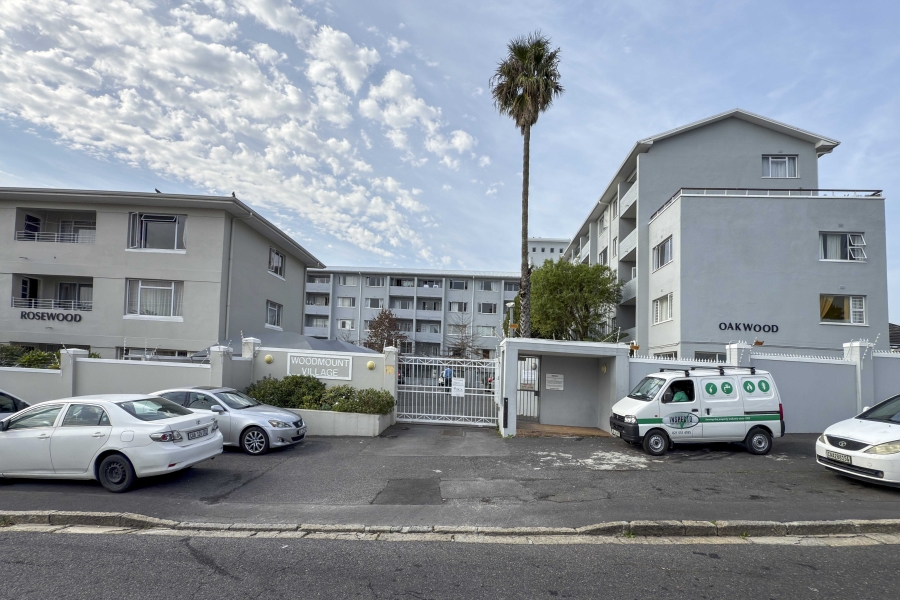 2 Bedroom Property for Sale in Woodstock Western Cape